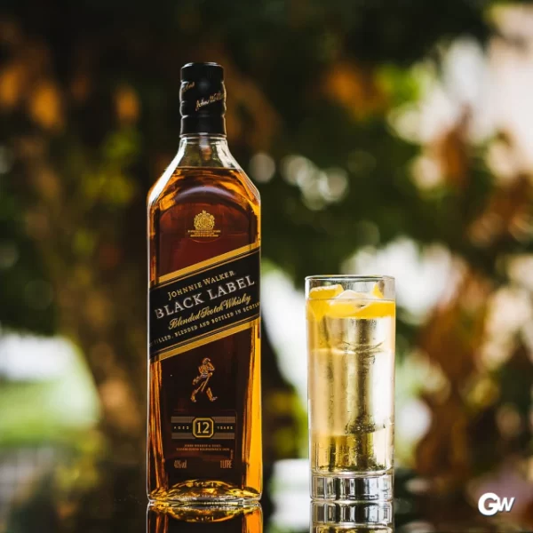 Whisky Johnnie Walker Black Label 1L - Image 2
