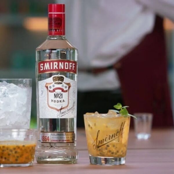 Vodka Smirnoff 998ml - Image 4